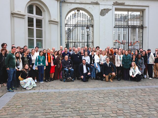 original a8b180be aa87 4bd5 a0a6 2b250b7a9b66