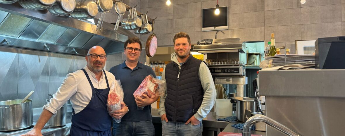 les eleveurs michel borsy & jean philippe henin la ferme de l'esclaye